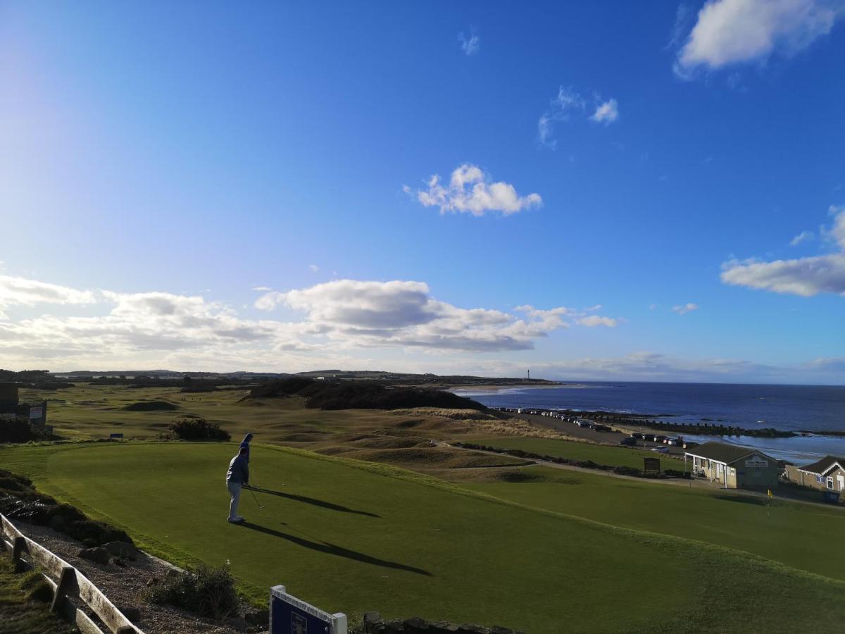 1 Fulmar Road**Next To West Beach And Golf Course Lossiemouth Extérieur photo